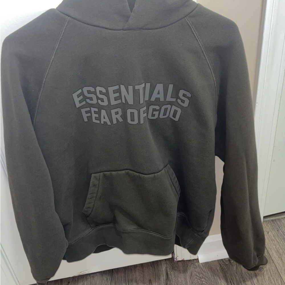 Fear of god essentials hoodie ‘off black’